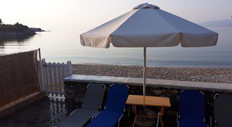 House Kokkalas On The Beach 皮加迪卡 外观 照片